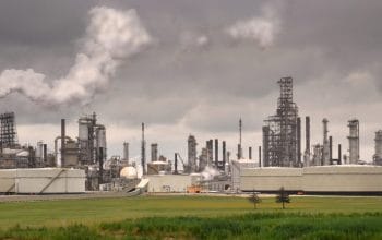 Carbon Capture and Storage (CCS): Solusi Iklim atau Jebakan Industri Fosil?