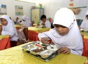 Program Makan Bergizi Gratis: Peluang Ekonomi Sirkular dari Pengelolaan Sampah