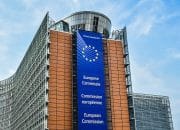 Uni Eropa Luncurkan Clean Industrial Deal Senilai 100 Miliar Euro untuk Dekarbonisasi Industri