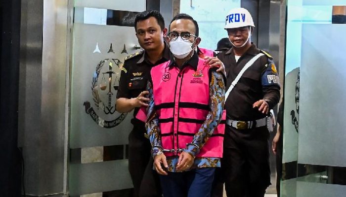 Mafia Migas dan Ilusi Reformasi: Bisakah Prabowo Memutus Rantai Korupsi Sistemik?