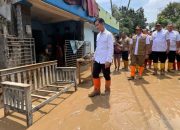 Gibran tinjau banjir